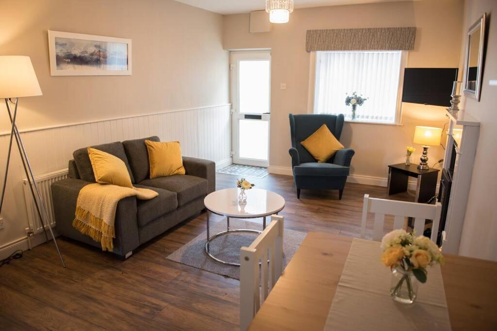 The Chalet Town Centre Dungloe Exterior foto